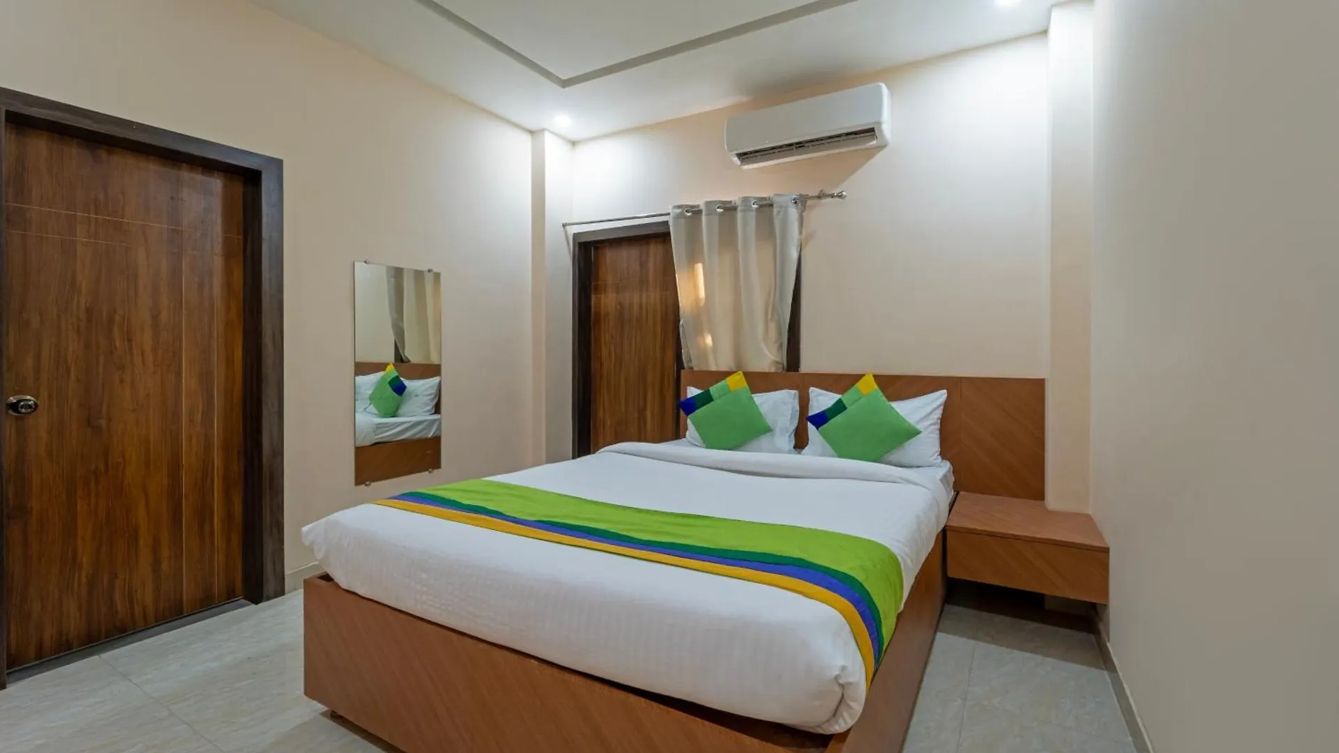 Treebo Raj Palace Benares 3*,