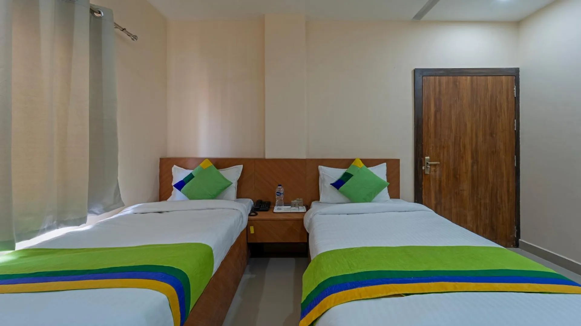 Treebo Raj Palace Benares 3*,  India